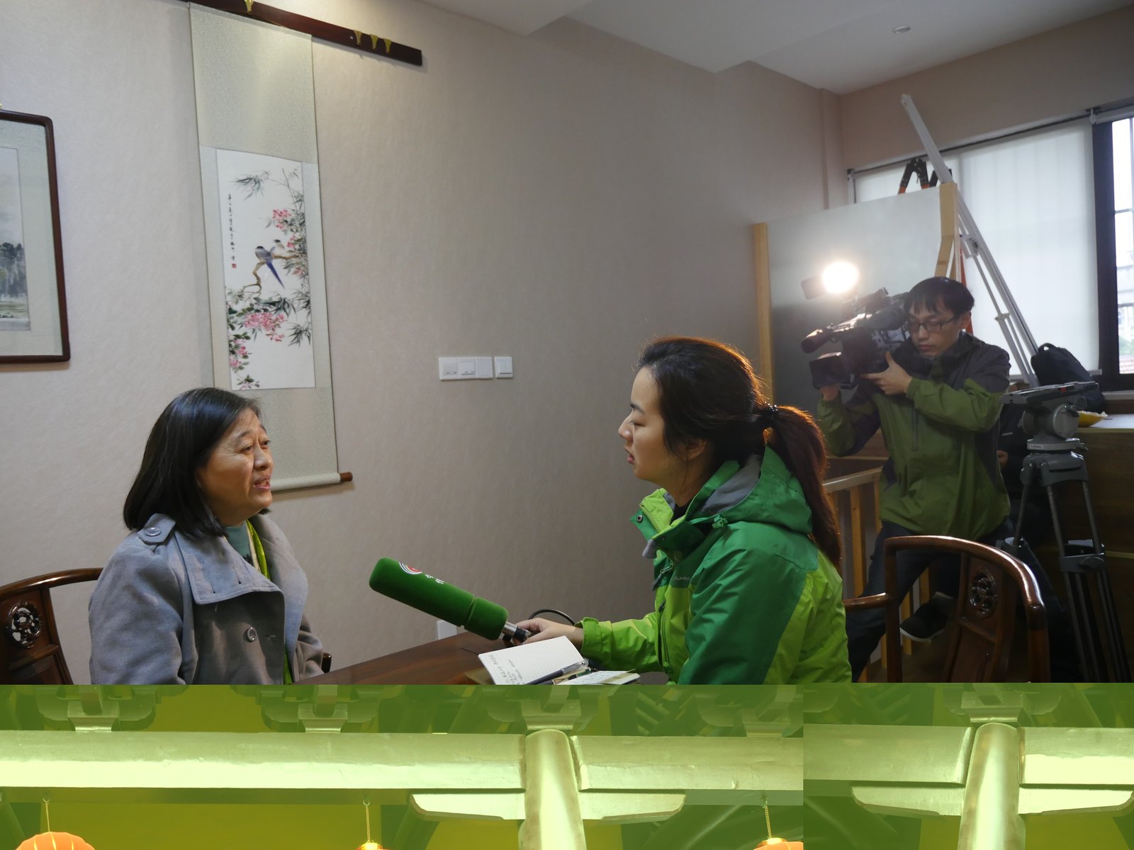 邵晓琤围绕虞绣历史接受电视采访